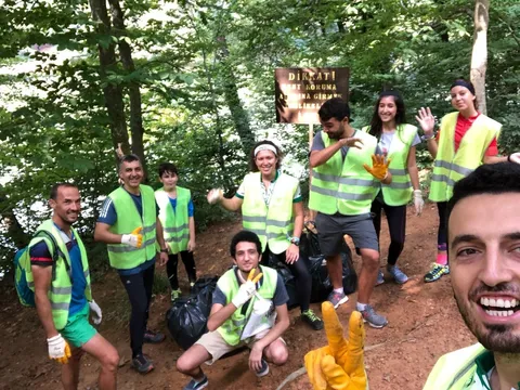 Cleaning up the local forest with my couchsurfing friends