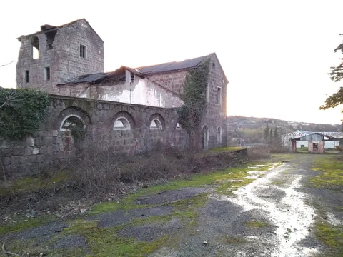 A church/farm(?) ruin where I spent the night