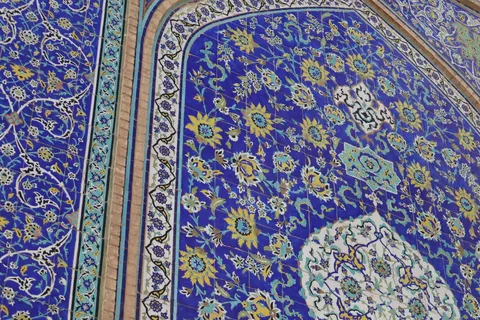 Mosque wall pattern