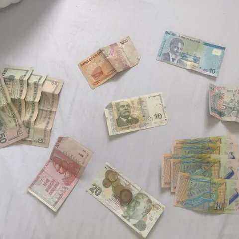 So those are the countries I'll have to visit (again) in order to get rid of leftover currencies. USD for scale ;)